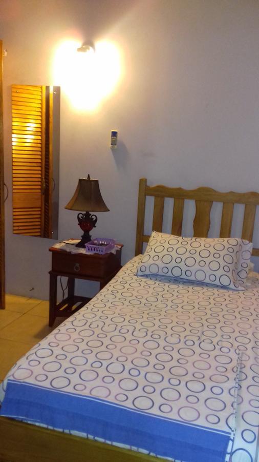 Abriannas Inn Bed & Breakfast Port of Spain Eksteriør billede